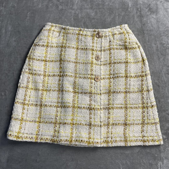 CAbi Dresses & Skirts - CAbi Skirt Womens 0 White Tweed Plaid Button Front Mini Lined Pockets 6362